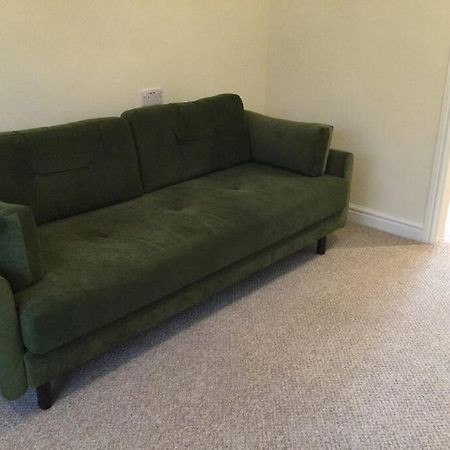 Churstonbnb, Private Flat Within Family Home, Bolton Lostock Exterior foto